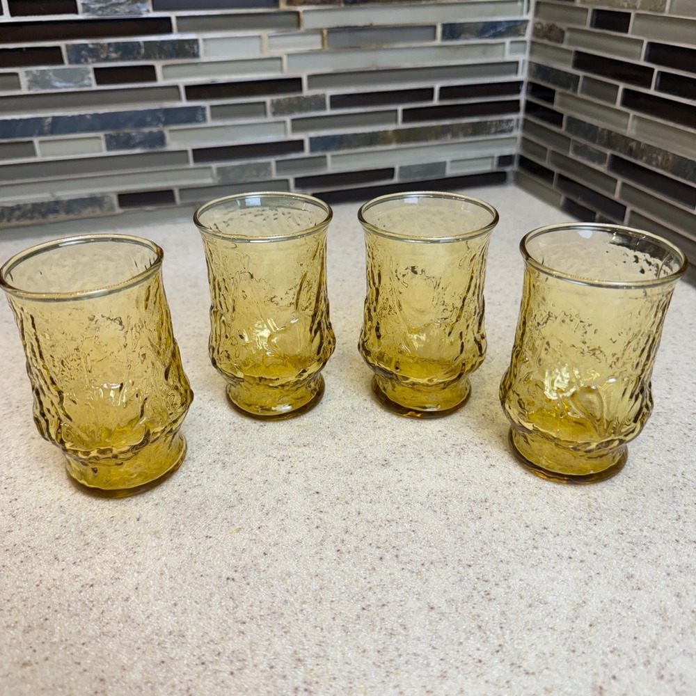 VTG Anchor Hocking Amber Rain Flower 4" Juice Glasses Daisy Flowers Set of 4 MCM